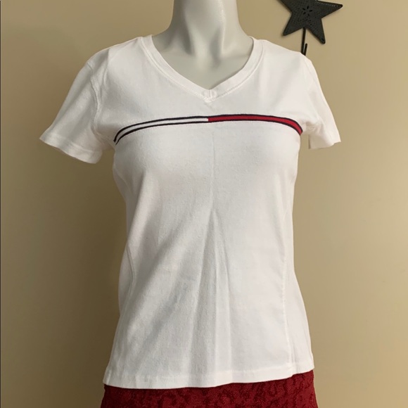 2/$20 TOMMY HILFIGER White Top V-Neck - Picture 4 of 14